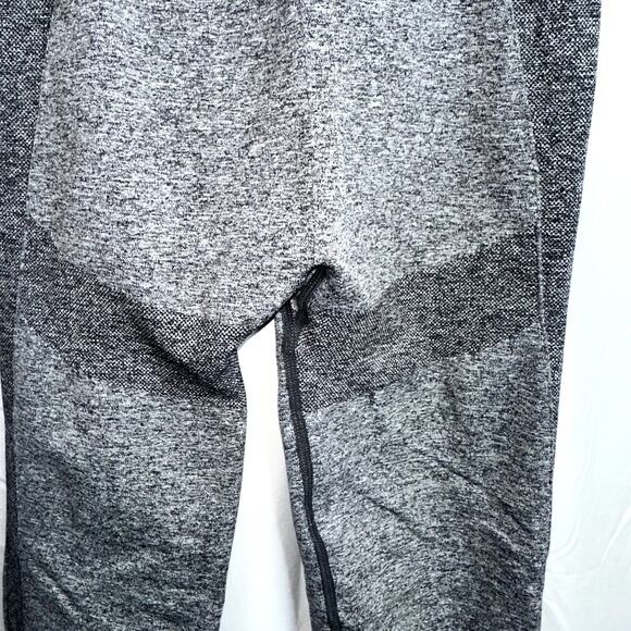 Gymshark Seamless Leggings Womens Sz XS Gray Pink Butt Enhancing Active Legging - Picture 2 of 7
